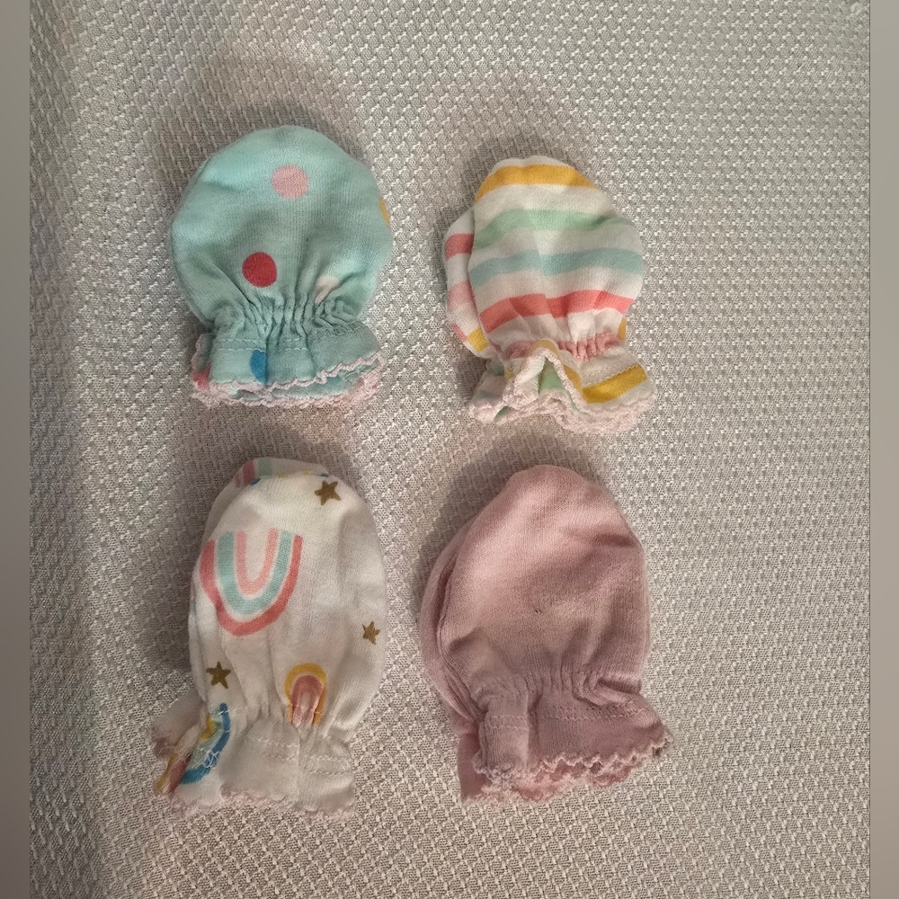 🚨3/30% OFF🚨 Set Of 4 Baby Mittens